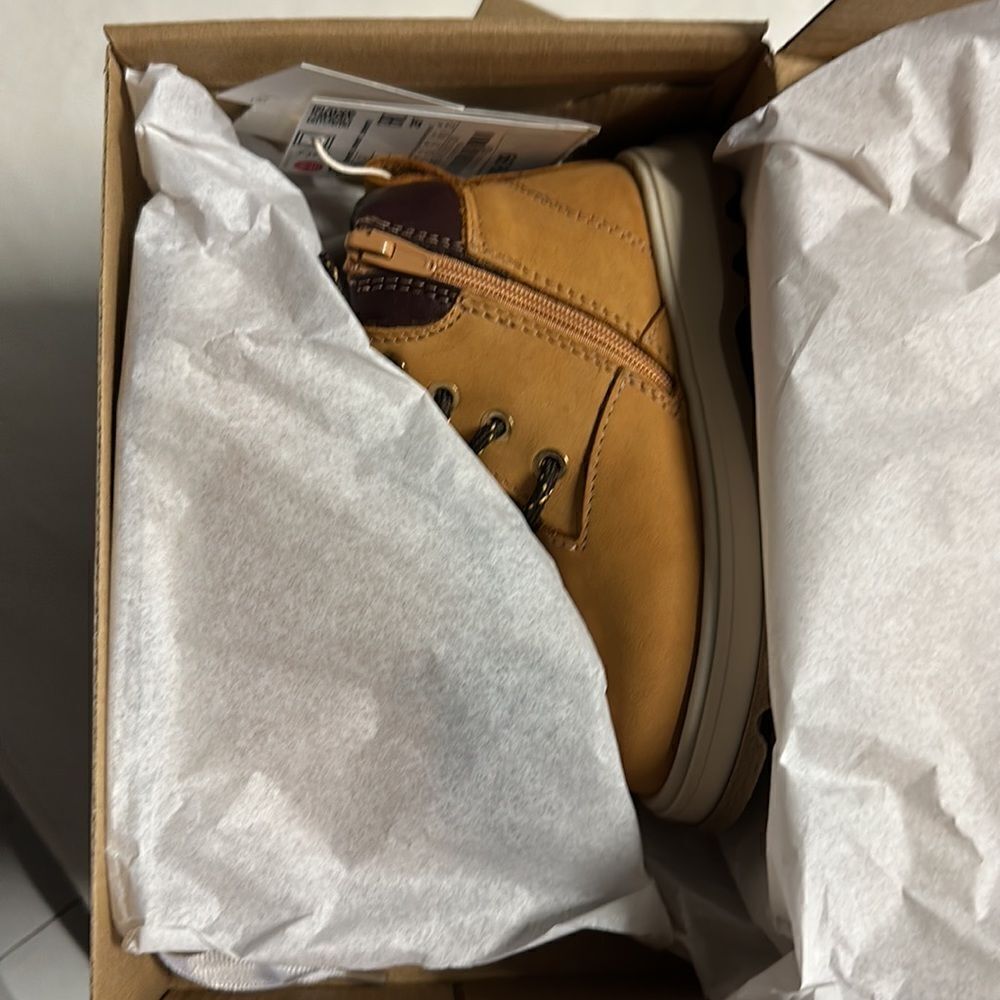 ZARA Kids | Mustard | LEATHER BOOTS - Picture 6 of 7